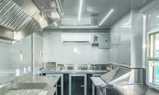 buy cfoodtruck for your business in NewYork fromcustomfoodtruck.org